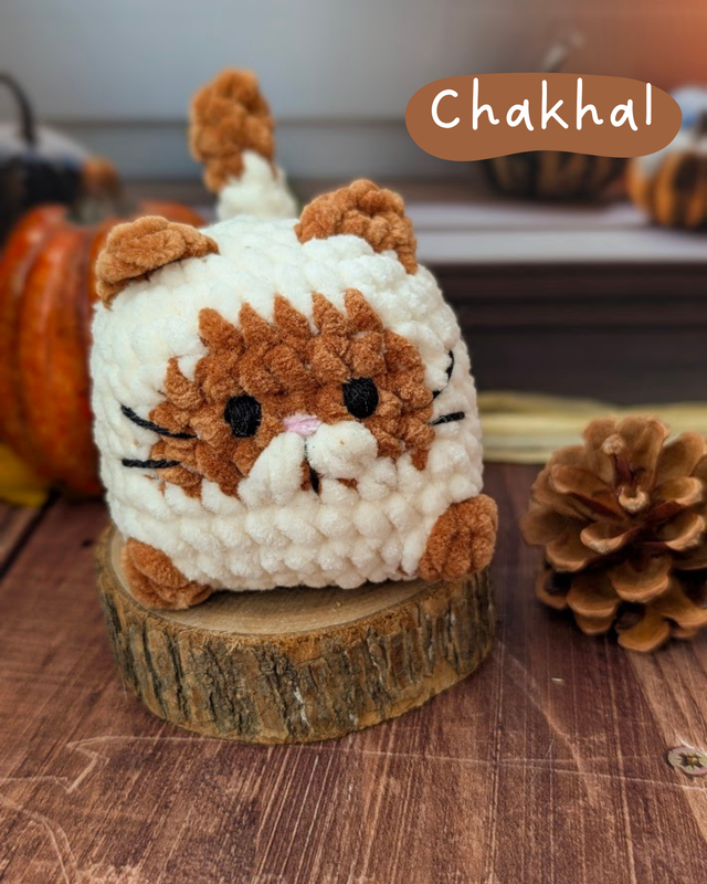 Chat en crochet , peluche à adopter