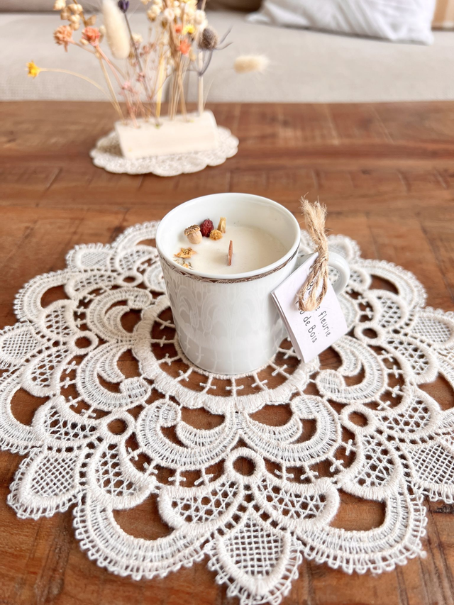 Bougie Feu de bois - tasse à café &quot;liseré argent&quot;
