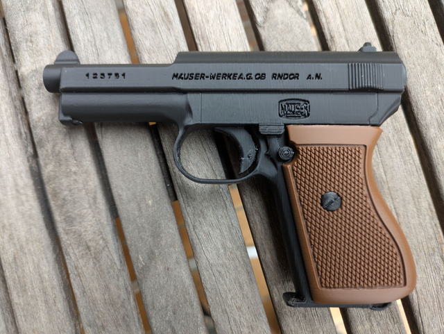 Pistolet Mauser 1934 Allemand (1939–1945) – Reproduction factice