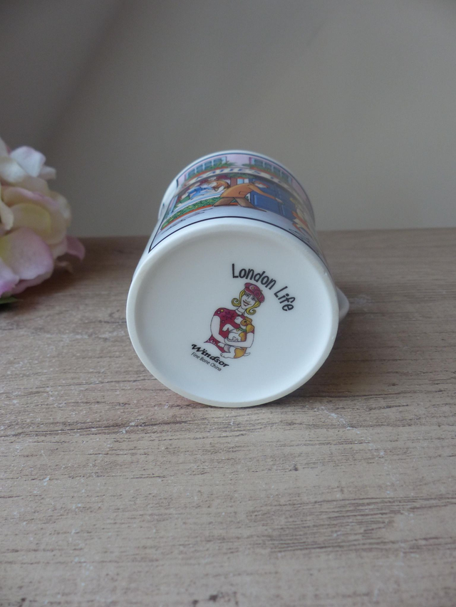 Mug La Vie à Londres Windsor Porcelaine de Chine, Tasse Anglaise Coutumes et Mode de Londres Vintage