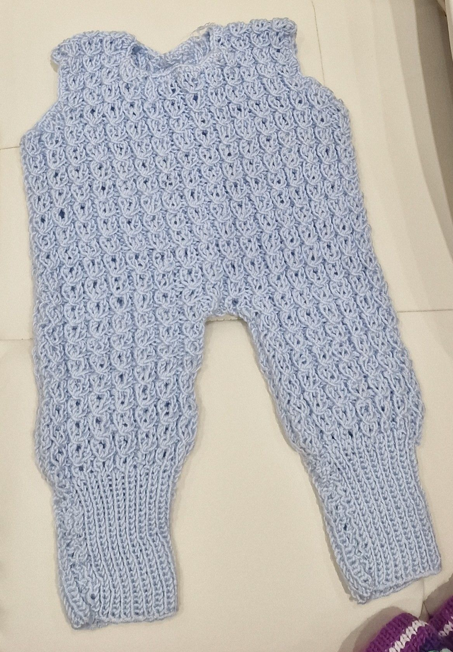 Süßer Strick-Strampler – 100% Hypoallergen 1-3 Monate