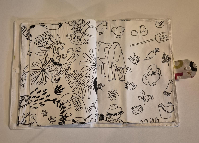 Cahier à colorier à l'infini... ou presque! Vert et graffitis