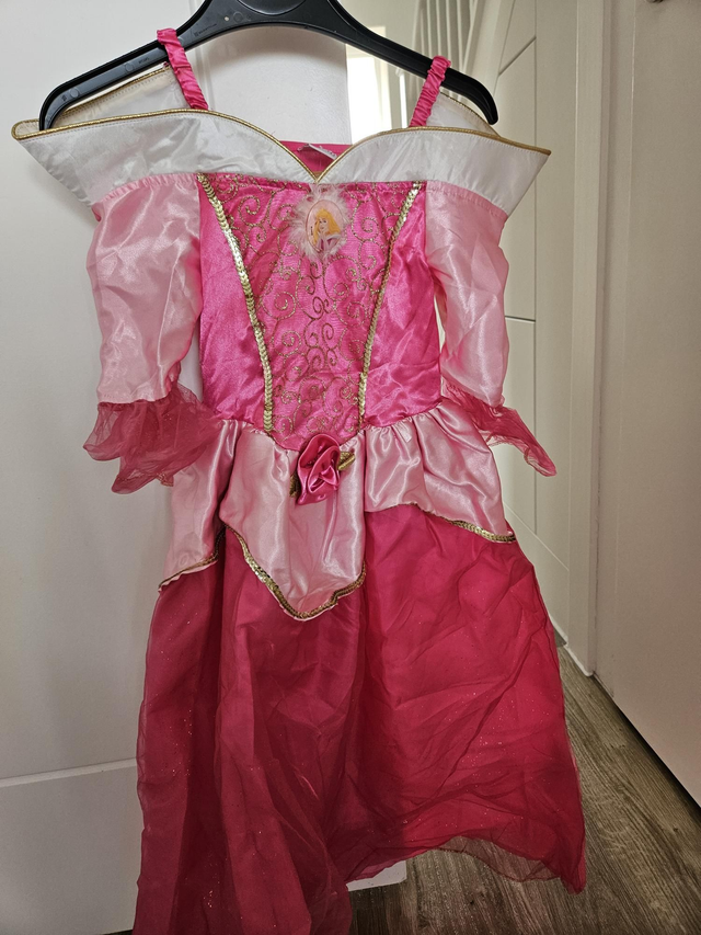 Disney pink dress 5-6 Yrs