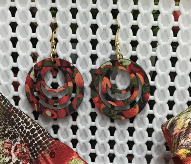 Wood Mixed Coloured Dangling Earrings- MSDE17
