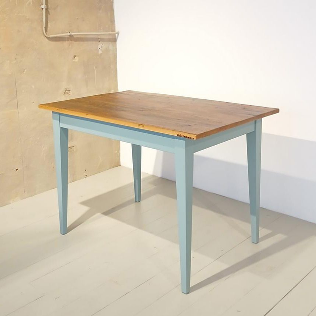 UNIK Tisch Altholz 110 x 70 cm gletscherblau