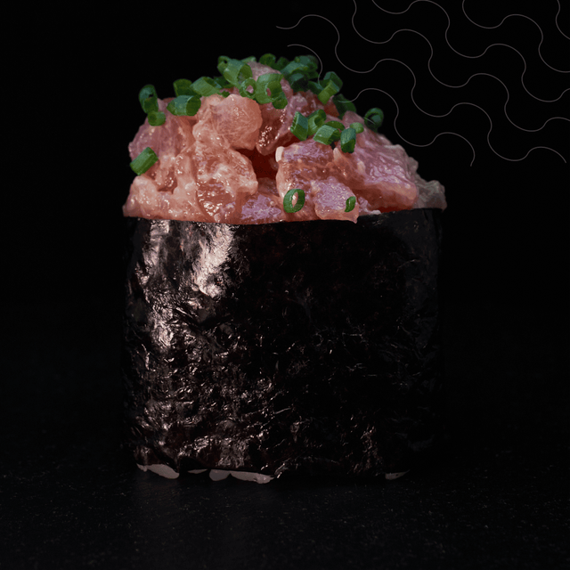 #34 Gunkan with tuna