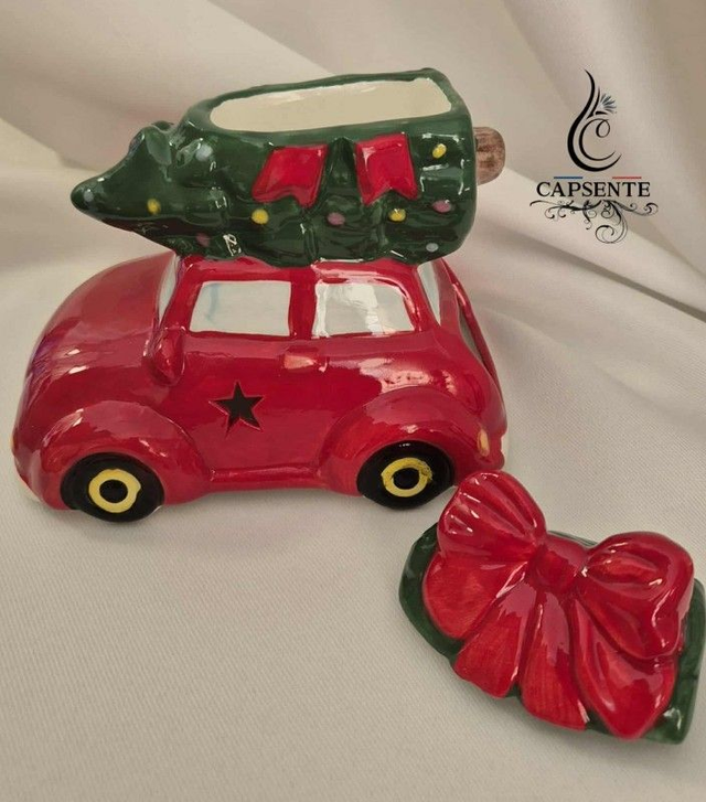 Brûleur voiture rouge vintage