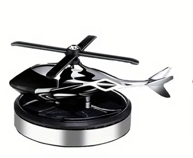 Päikeseenergial töötav autoõhuvärskendaja helikopteri disainiga 