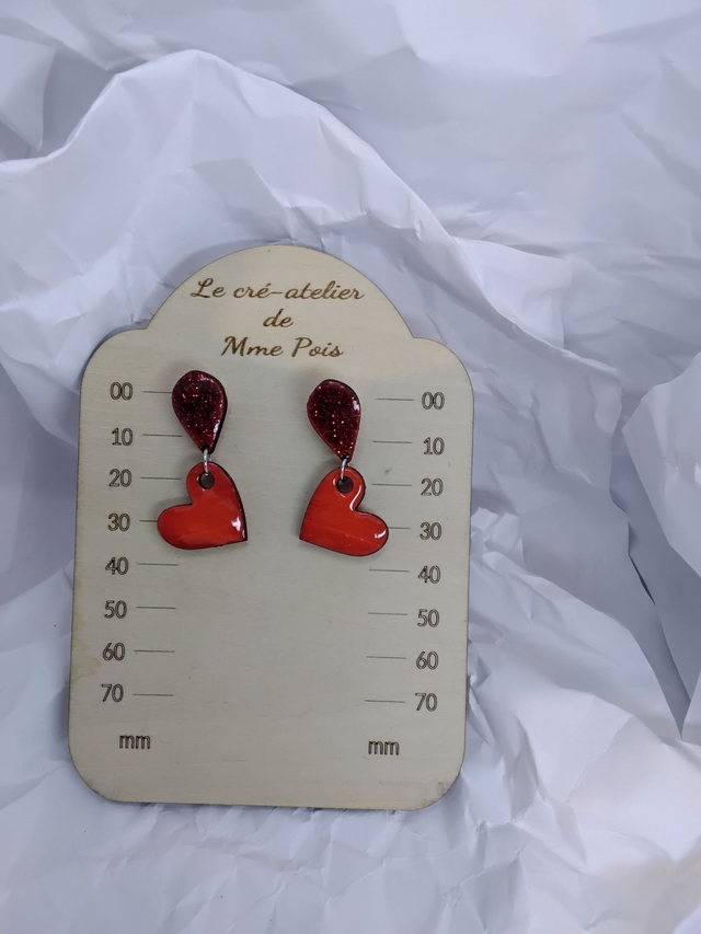 Boucles d’oreilles Cœur Goutte Rouge – Acier Inoxydable, Bois &amp; Résine Pailletée