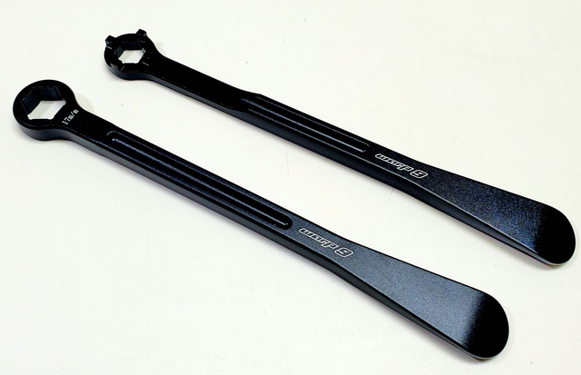 Levier à pneu Warp9