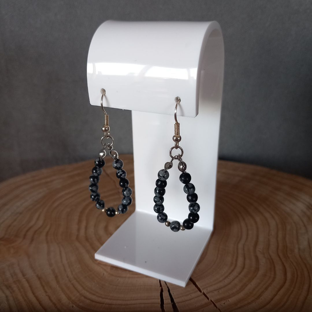 Boucles d&#039;oreilles en obsidienne flocons de neige