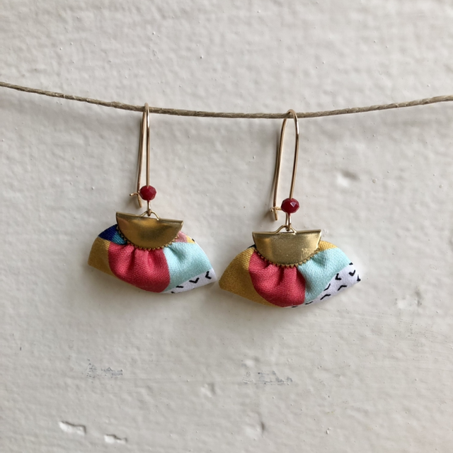 Boucles d&#039;oreilles - DORMEUSES BAUHAUS - rouge et vert