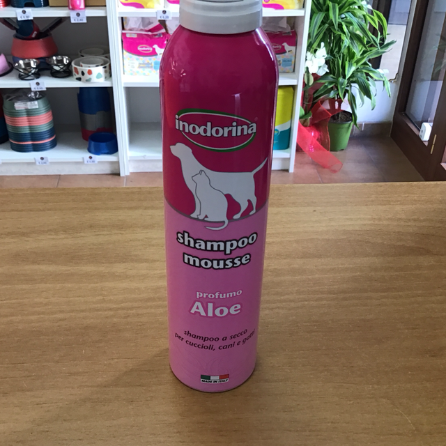 Inodorina Shampoo Musso a secco per cuccioli cani e gatti profumo Aloe 300 ml