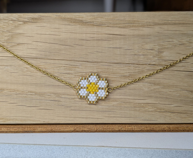 Collier éclat de pétale