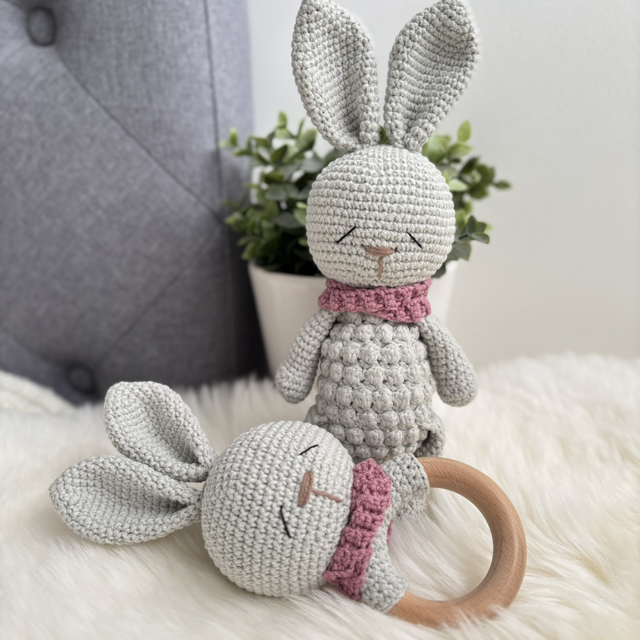 Doudou Lapin + Hochet