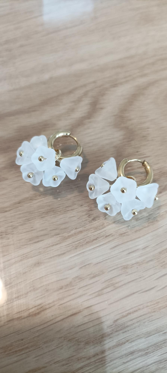 Utuinen unelma -korvakorut 