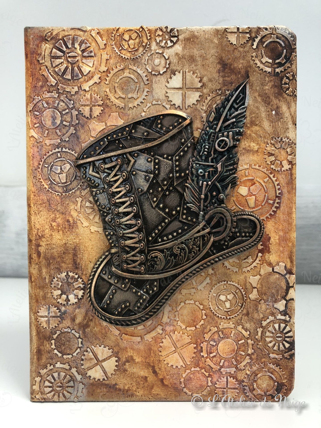 Carnet Steampunk Chapeau