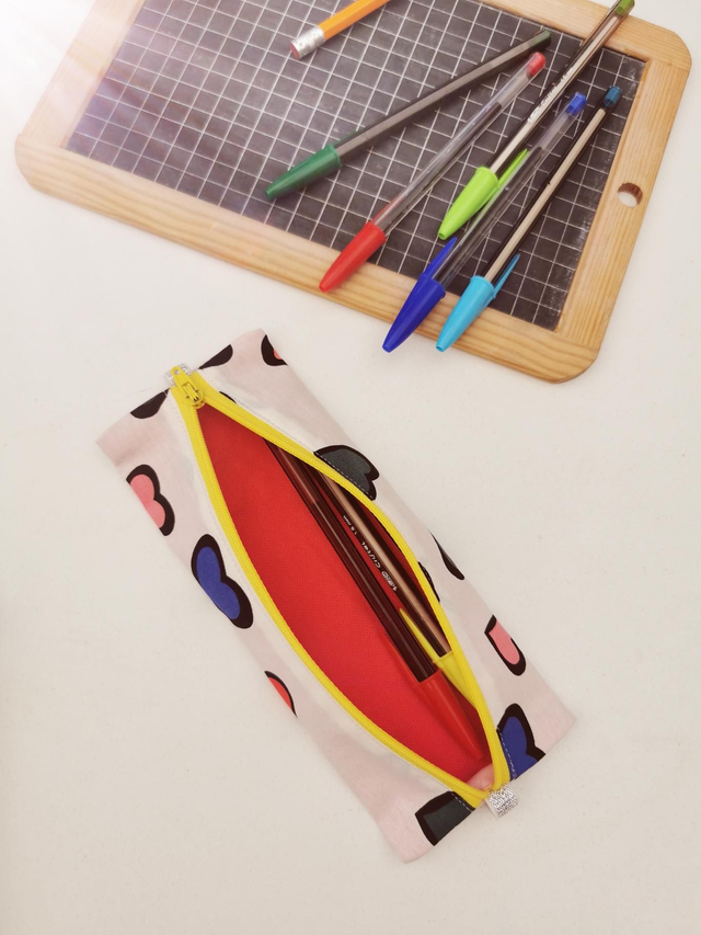 Trousse élastique coeur