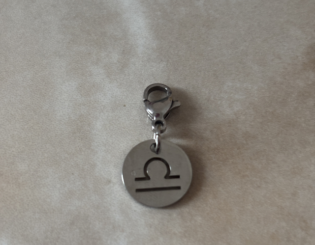 Charms - ♎️