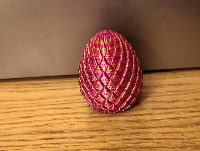 Seamless Dragon Scale Egg - small (add on to dragon)