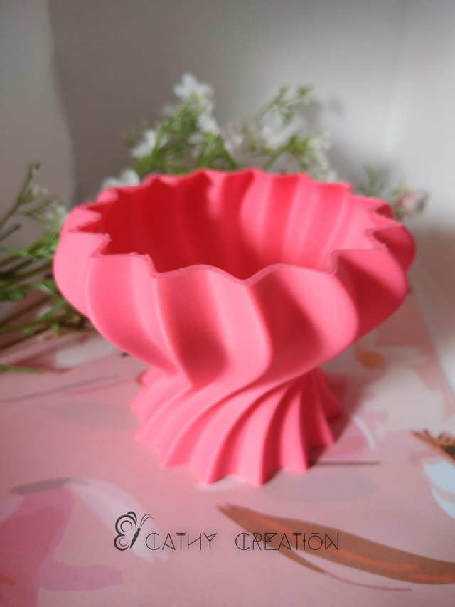 Vase rose en impression 3D  8x 10 cm
