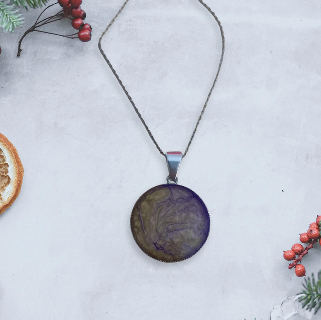 Medaljon mali 853