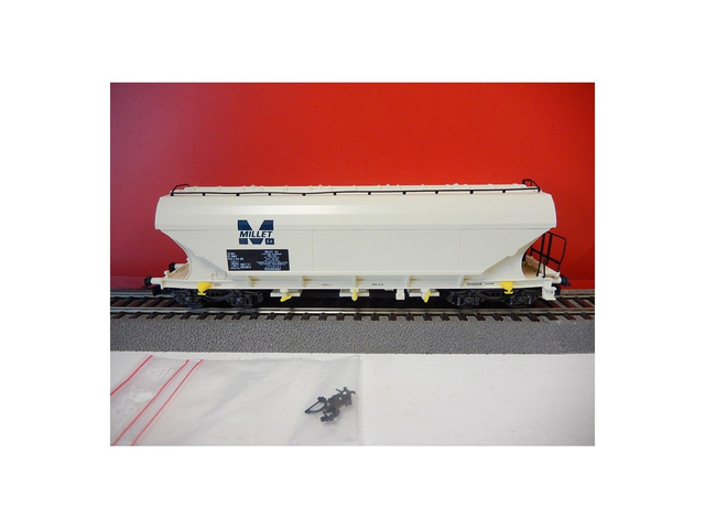 wagon céréalier millet rivarossi H0