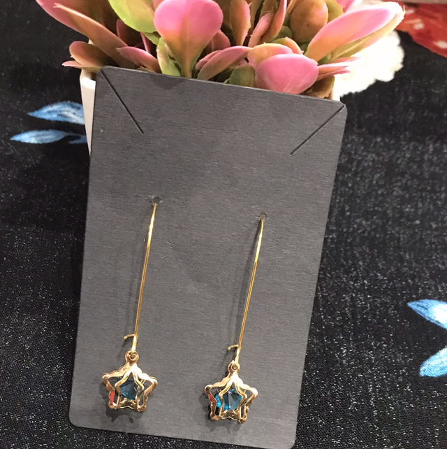 Gold Coloured Dangling - GCD44