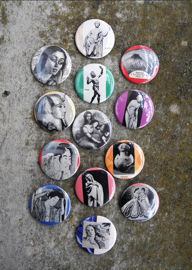 Badges 44mm récup de papiers d'un dictonnaire Larousse de 1971 - Portraits et oeuvres diverses 