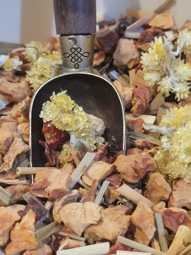 L’Ensorcellement des Herbes Relaxantes