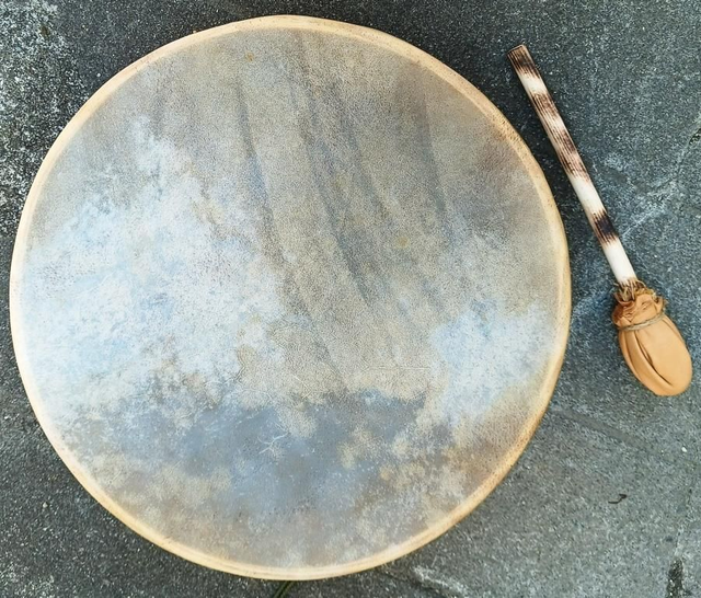 Tambour chamanique peau d'élan en 40 cm