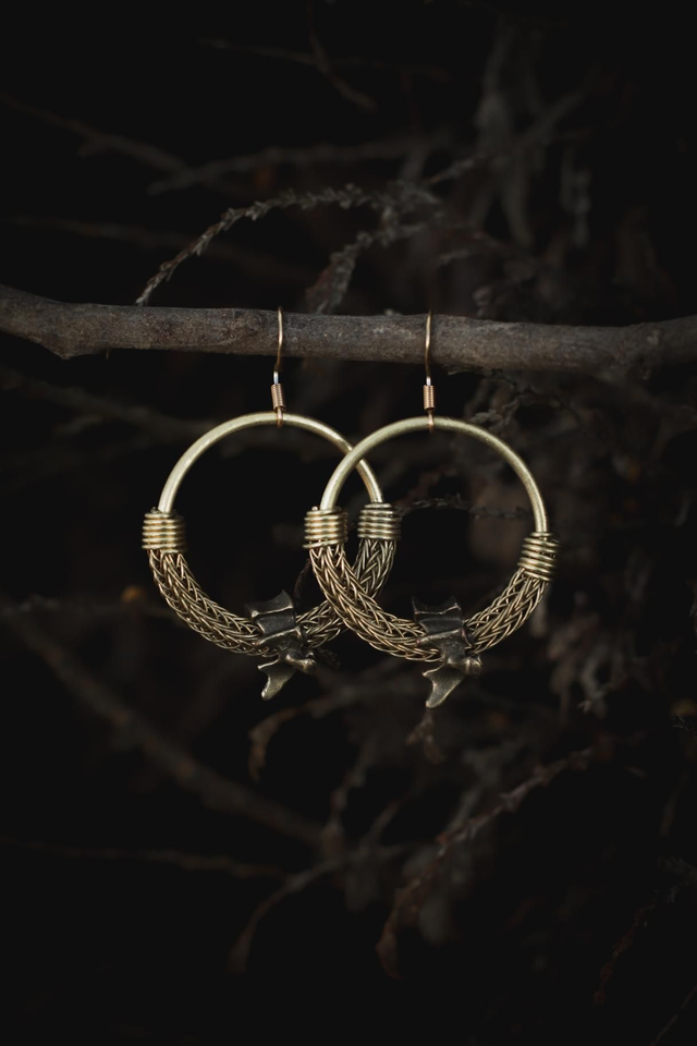 ✧ Viking Knit ✧ petites créoles tissées &amp; vertèbres