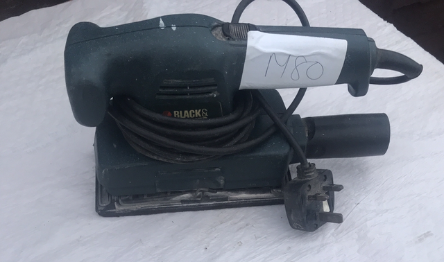 Sold - Black &amp; Decker Sander - M80