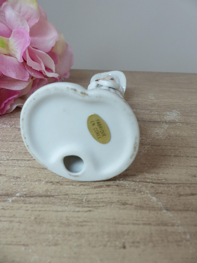 Figurine Fille et Mouton, Figurine Fille Bergère en Porcelaine avec agneau, Personnage romantique en Porcelaine Cadeau Décoration