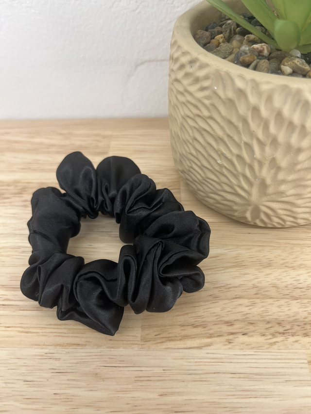 Chouchou en satin - noir