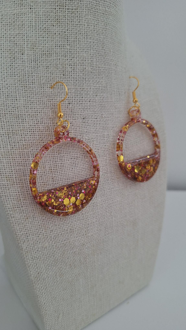 Boucles oreilles paillettes dorées et roses