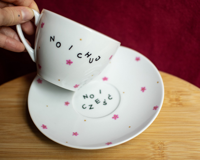 Filiżanka ze spodkiem "no i chu* no i cześć"