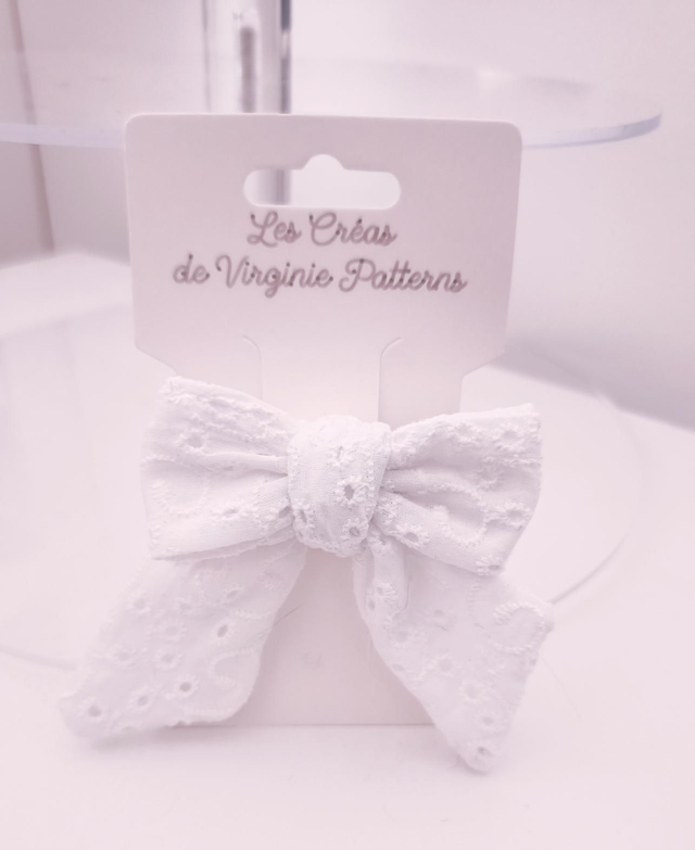 Pince à cheveux broderie Anglaise Collection été 