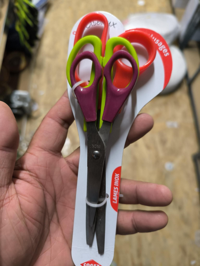 CISEAUX MULTI-USAGES X3