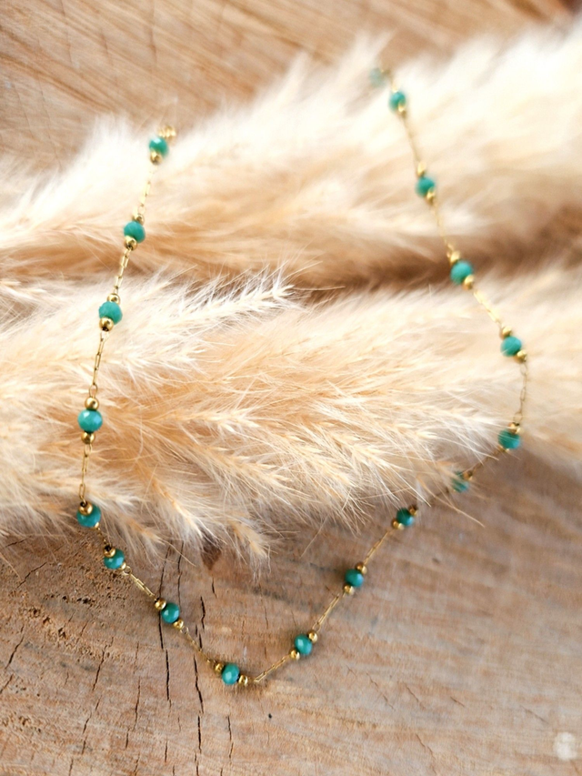 Chaîne de cheville perlée "L'élégante" - Modèle doré et turquoise