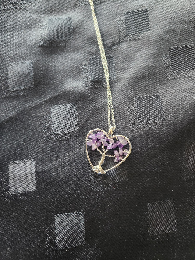 AMETHYST TREE OF LIFE ON 18" CHAIN