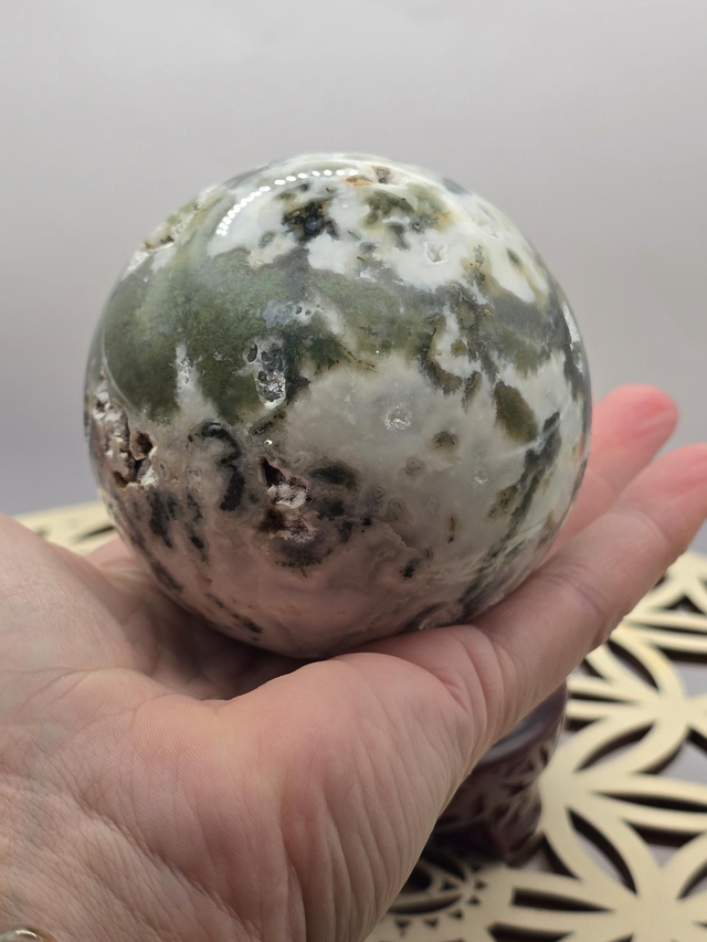 Agate mousse forme sphère