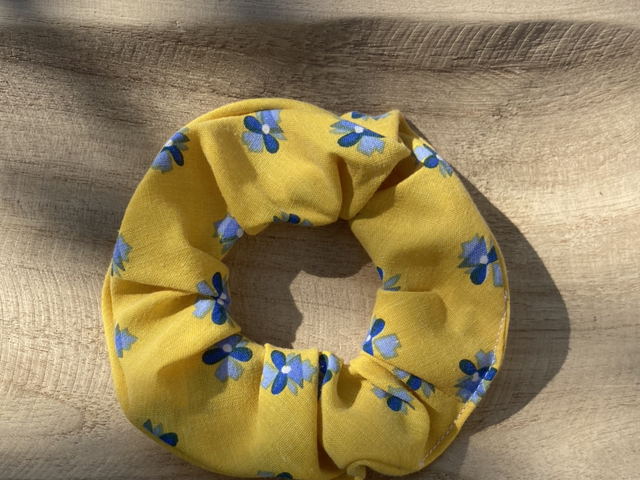 Chouchou jaune 