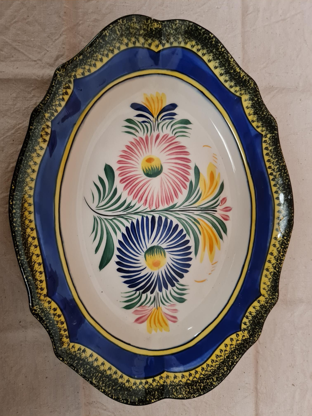 Plat Quimper Henriot 37cm