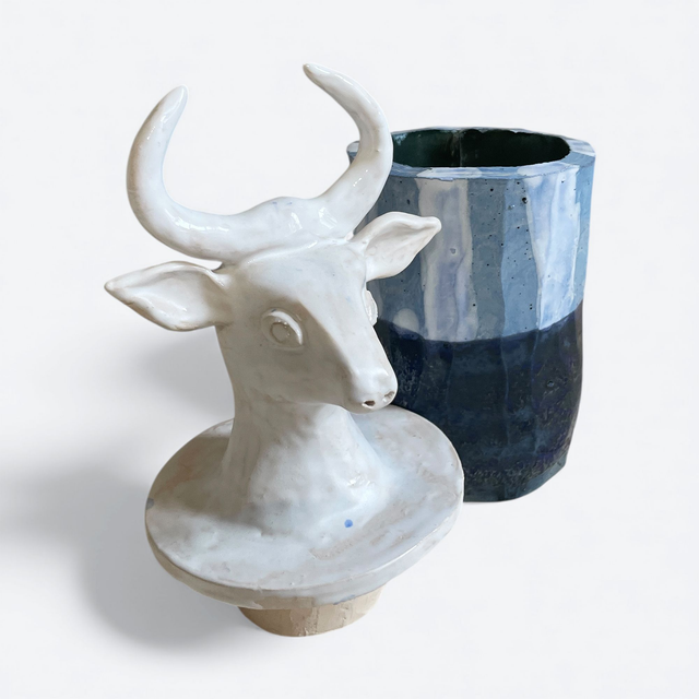 Pot au Taureau Blanc