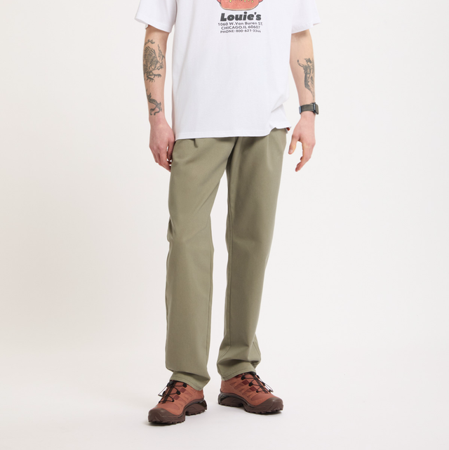 Universal Overall Tuck Tapered Bio Wash Pants Green