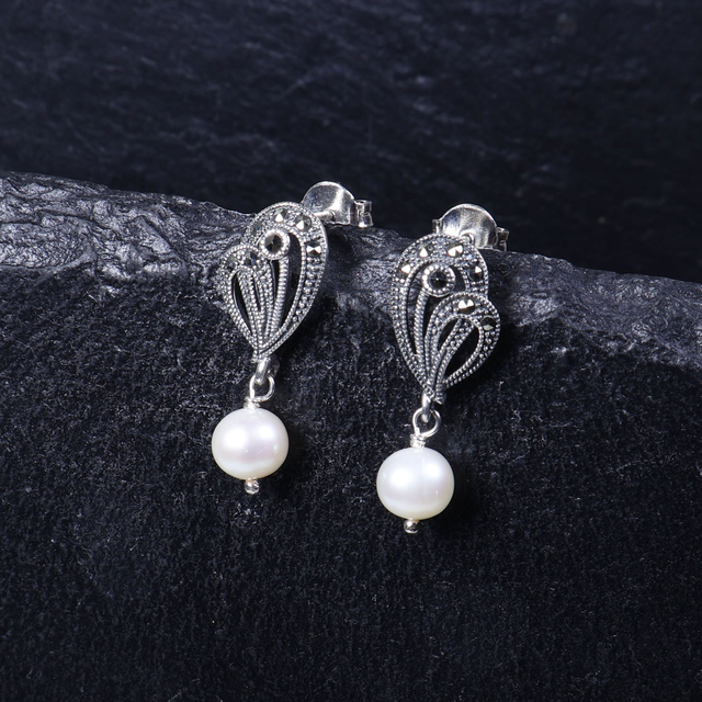 Pair of Elegant Sterling Silver 925 Art Deco Style Cream Coloured Fresh Water Pearl Marcasite Gemstone Ribbon Design Drop Dangle Earrings