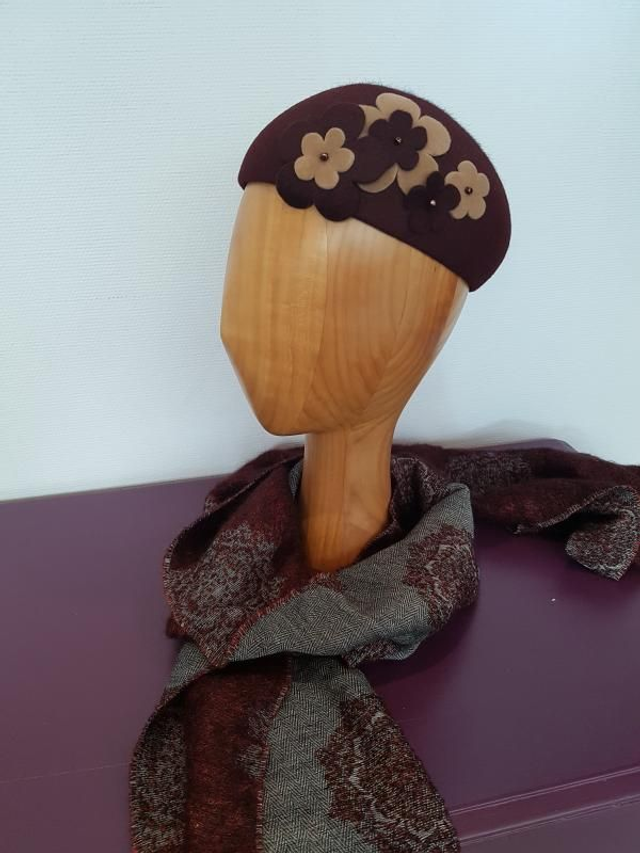 Bibi en feutre de laine mérinos aubergine