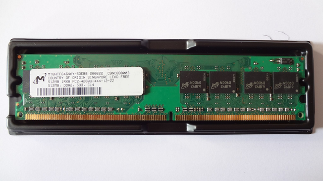 Barrette de RAM Micron 512 MB - DDR2 - 533 MHz - Reconditionnée