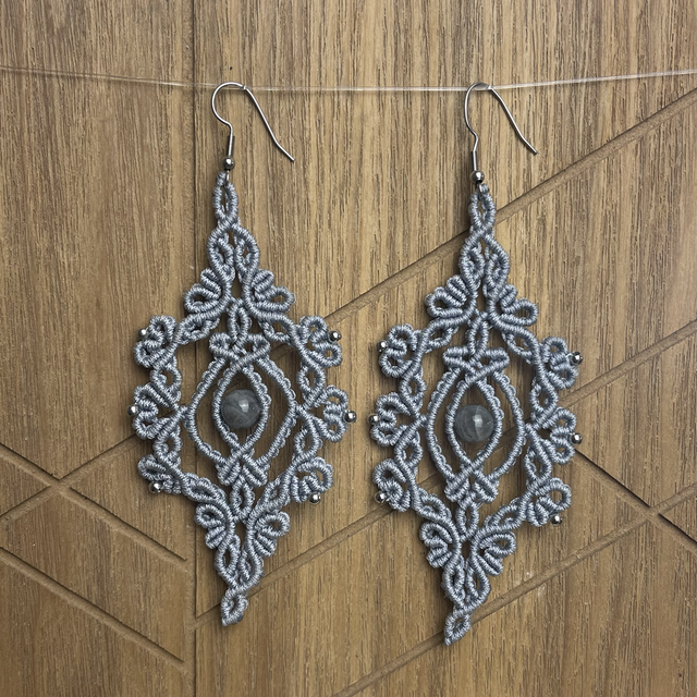 Boucle d'oreille macramé - Labradorite
